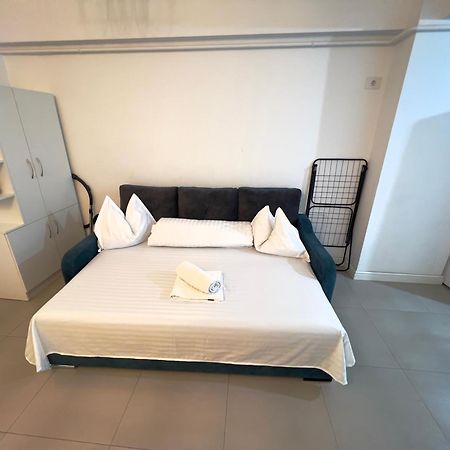 Central Metropolitan Bright 2 Iasi Ngoại thất bức ảnh