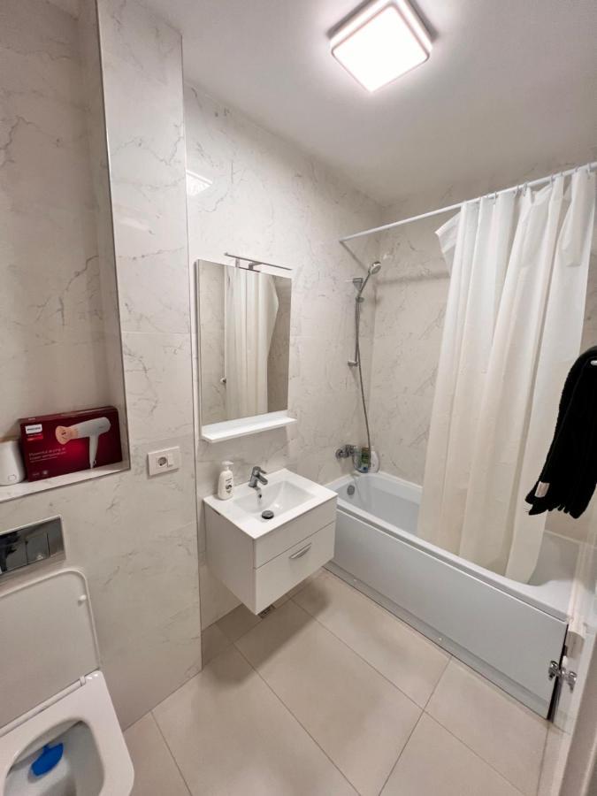 Central Metropolitan Bright 2 Iasi Ngoại thất bức ảnh