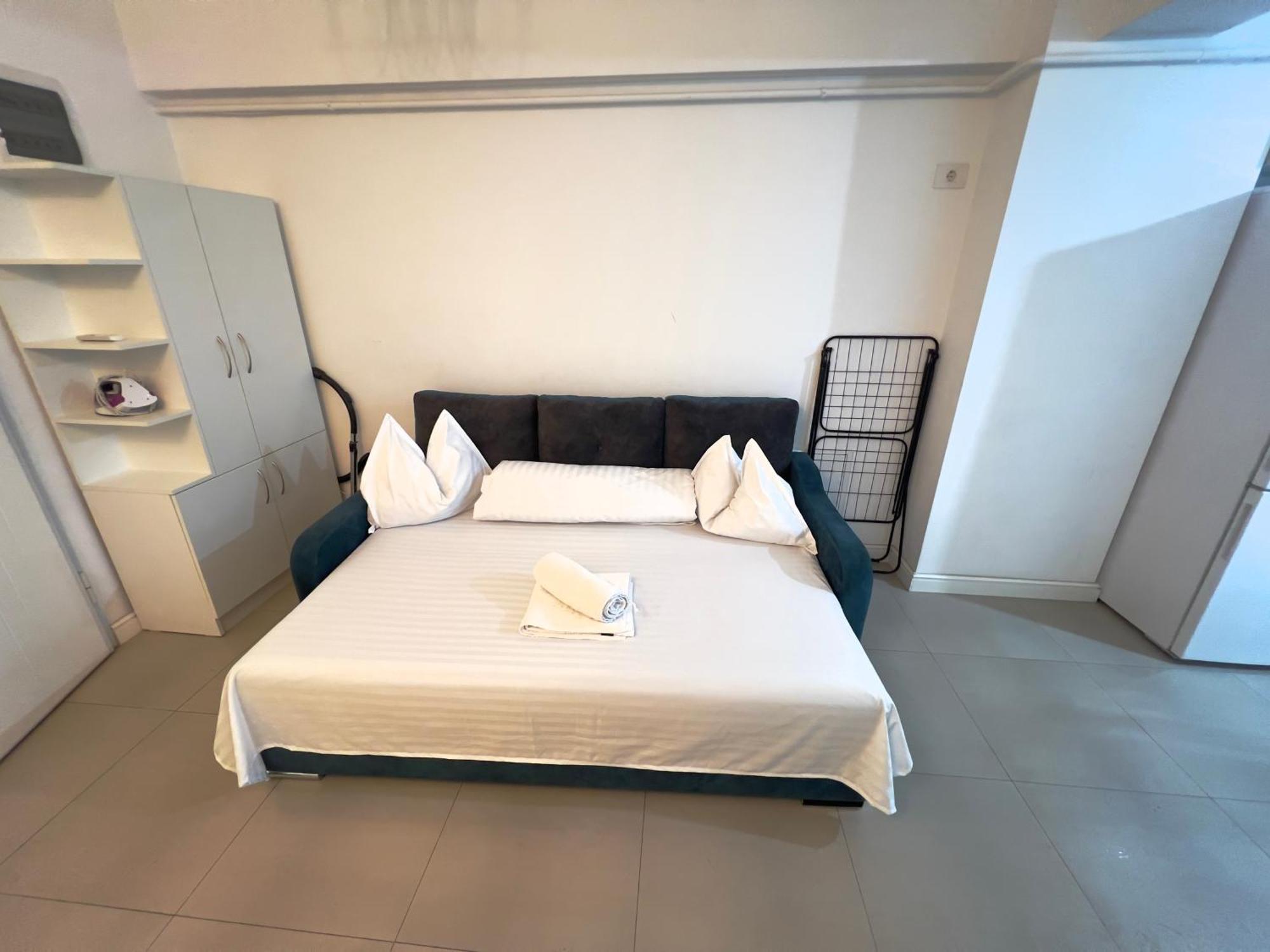 Central Metropolitan Bright 2 Iasi Ngoại thất bức ảnh
