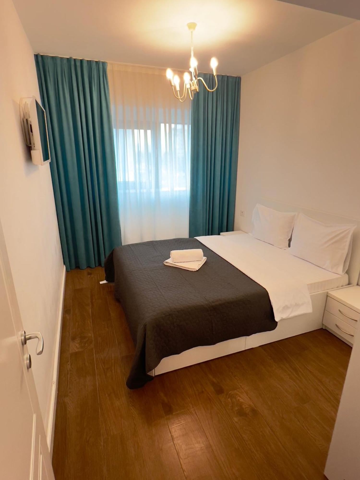 Central Metropolitan Bright 2 Iasi Ngoại thất bức ảnh